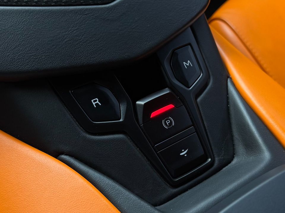 2018 Lamborghini Aventador