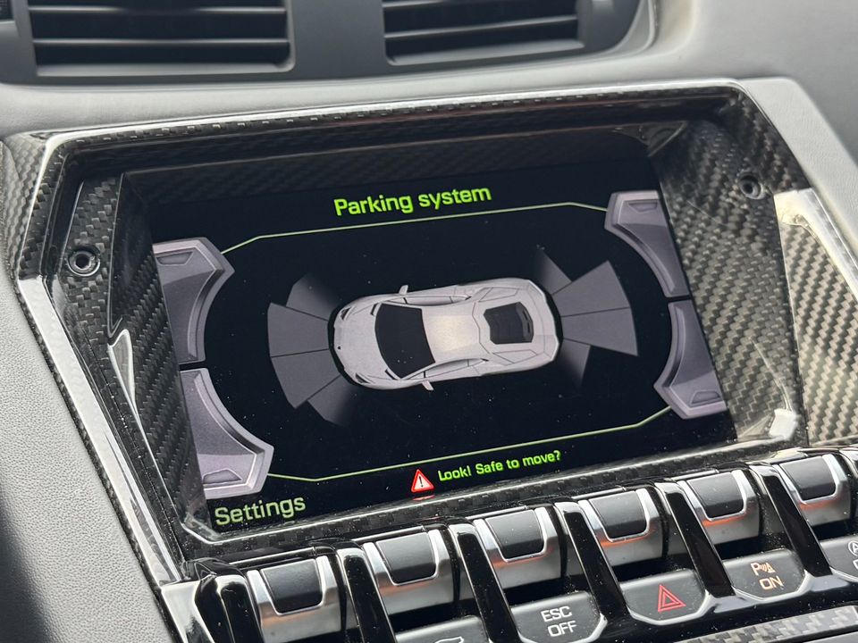 2018 Lamborghini Aventador