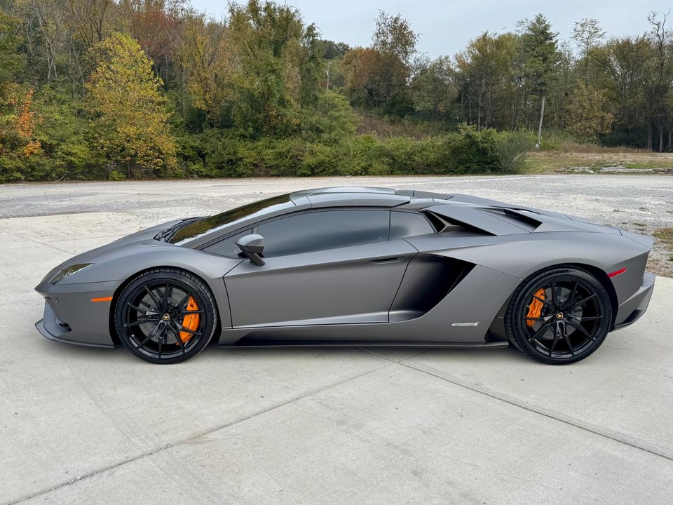 2018 Lamborghini Aventador