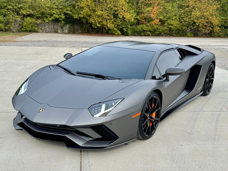 2018 Lamborghini Aventador