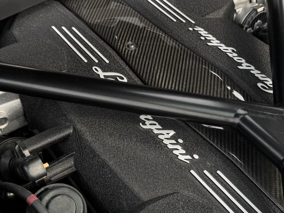 2018 Lamborghini Aventador