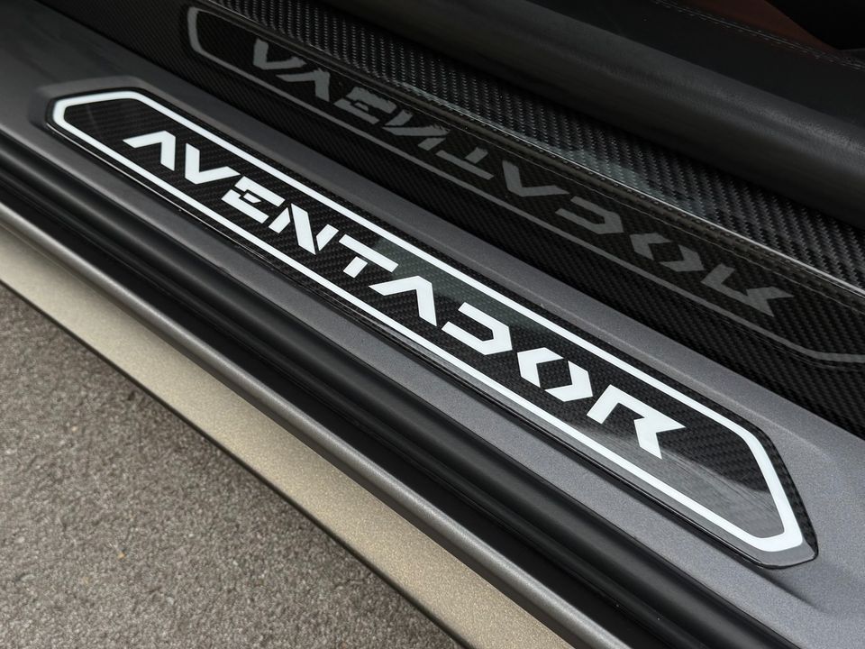 2018 Lamborghini Aventador