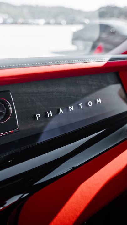 2020 Rolls-Royce Phantom
