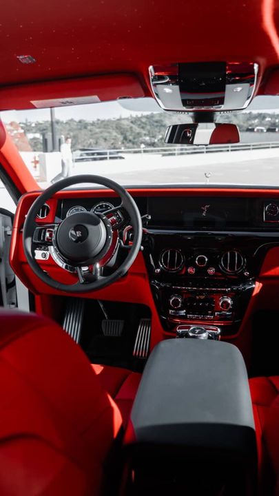 2020 Rolls-Royce Phantom