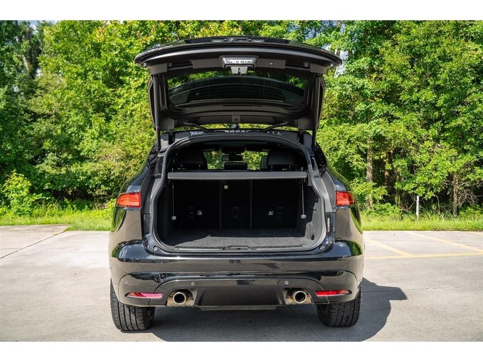 2018 Jaguar F-Pace