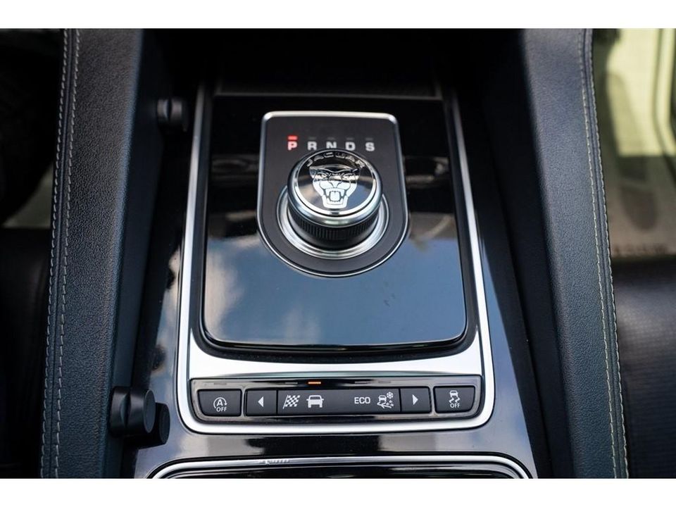 2018 Jaguar F-Pace