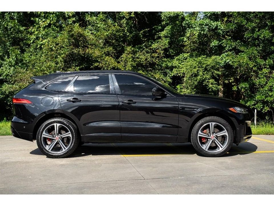 2018 Jaguar F-Pace