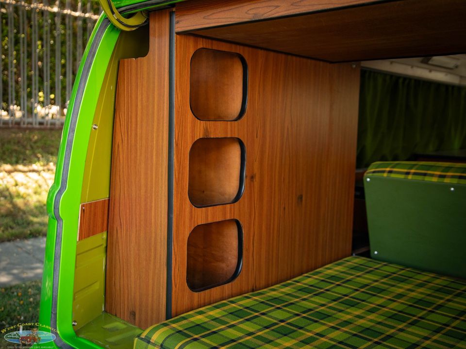 1977 Volkswagen Pop Top Camper Van