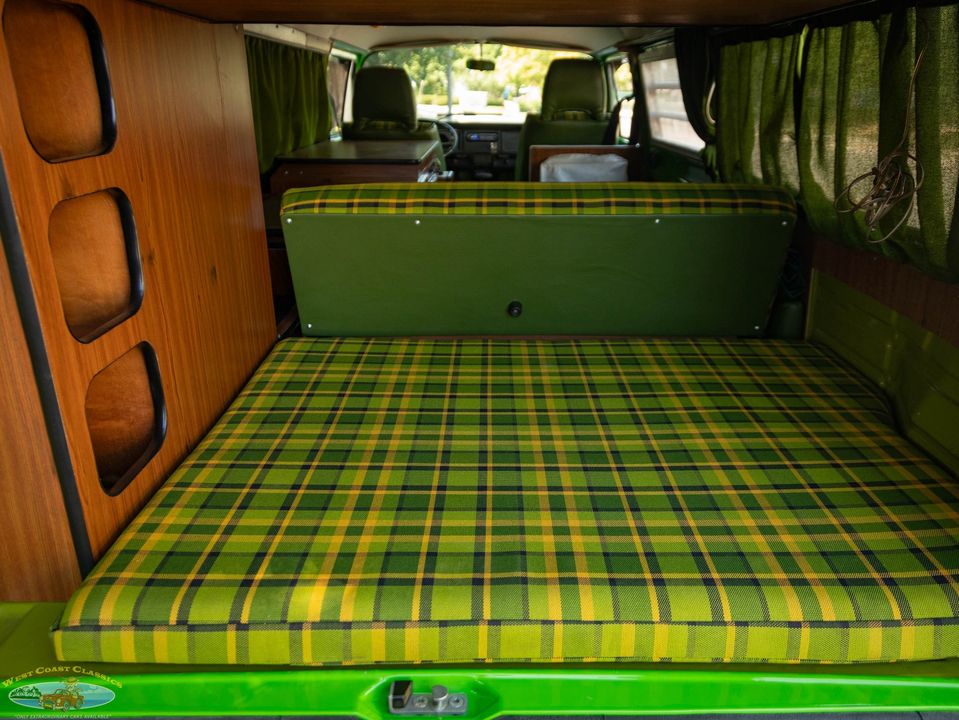 1977 Volkswagen Pop Top Camper Van
