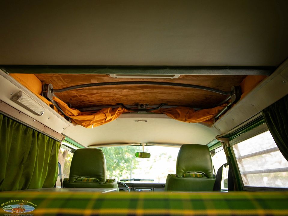 1977 Volkswagen Pop Top Camper Van