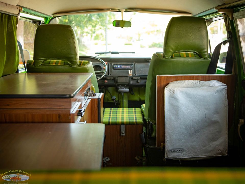 1977 Volkswagen Pop Top Camper Van