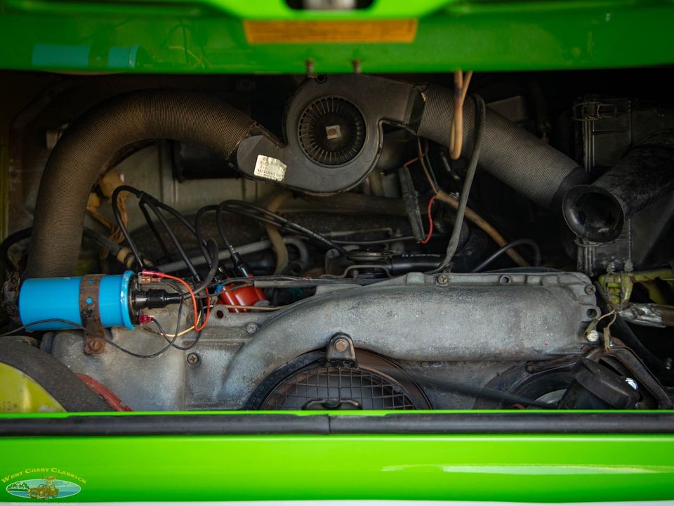 1977 Volkswagen Pop Top Camper Van