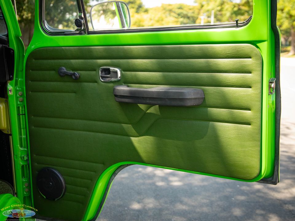 1977 Volkswagen Pop Top Camper Van