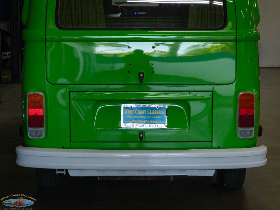 1977 Volkswagen Pop Top Camper Van