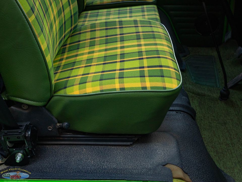 1977 Volkswagen Pop Top Camper Van