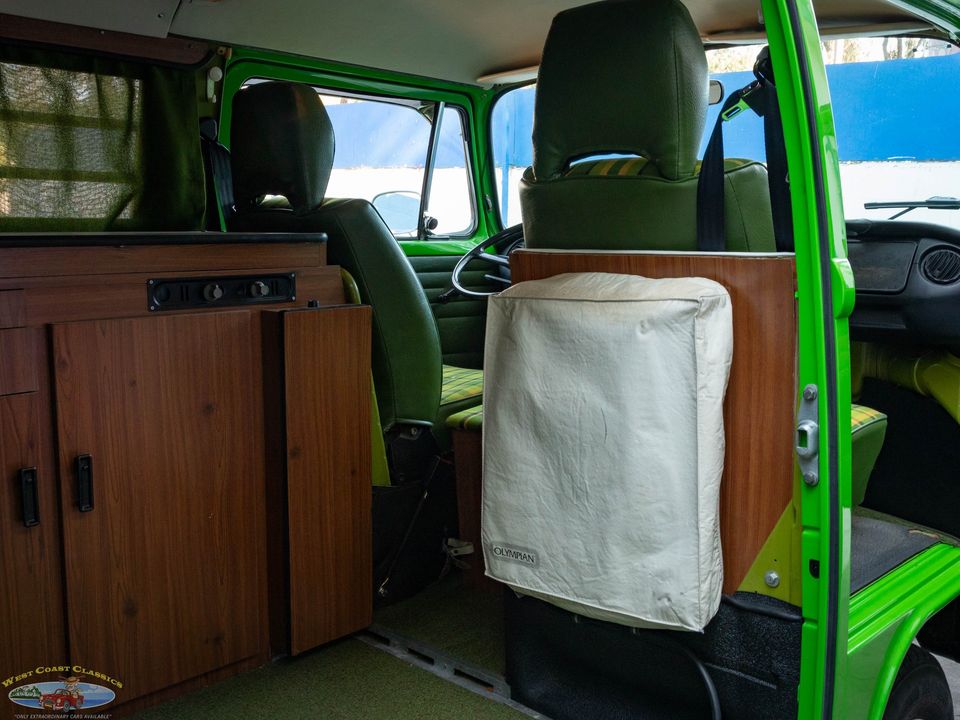 1977 Volkswagen Pop Top Camper Van