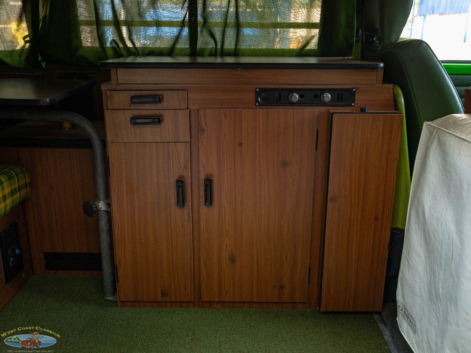1977 Volkswagen Pop Top Camper Van