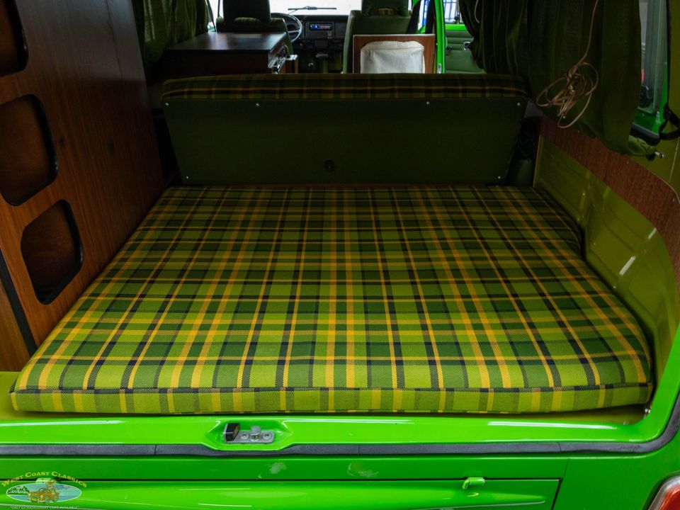 1977 Volkswagen Pop Top Camper Van