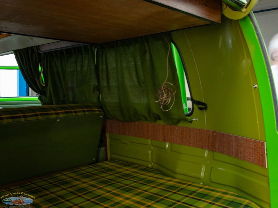 1977 Volkswagen Pop Top Camper Van