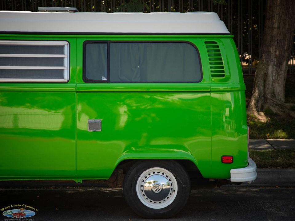 1977 Volkswagen Pop Top Camper Van