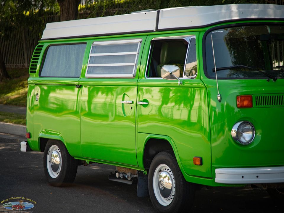 1977 Volkswagen Pop Top Camper Van