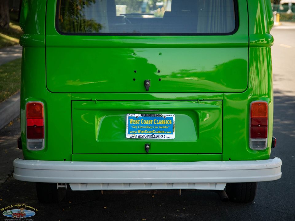 1977 Volkswagen Pop Top Camper Van
