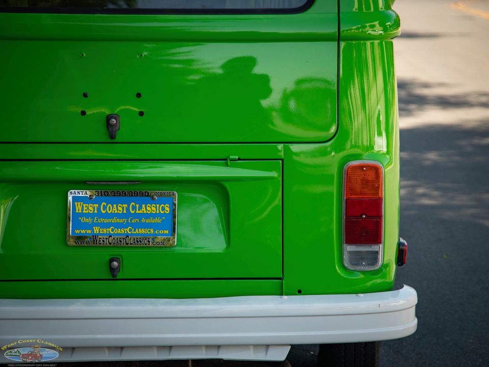 1977 Volkswagen Pop Top Camper Van