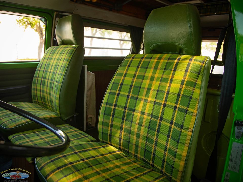 1977 Volkswagen Pop Top Camper Van