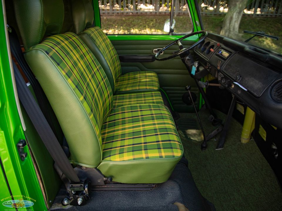 1977 Volkswagen Pop Top Camper Van