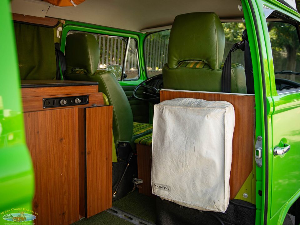 1977 Volkswagen Pop Top Camper Van
