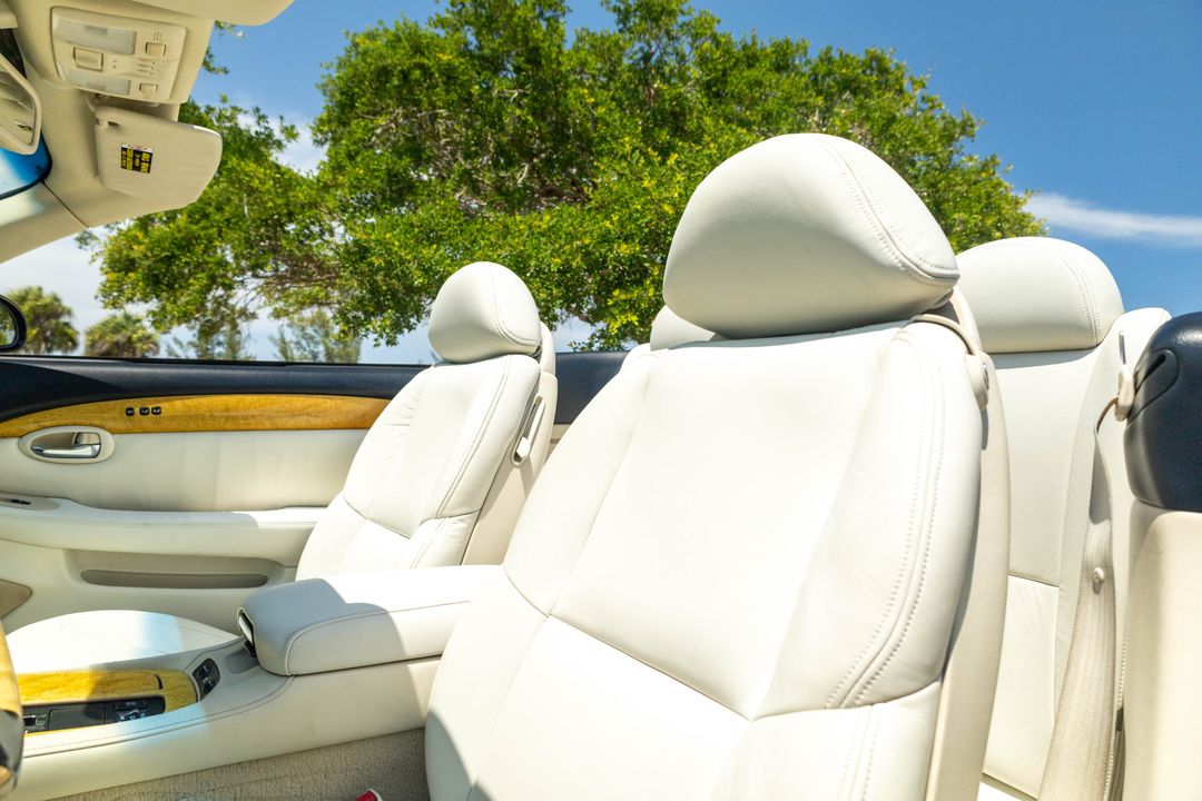 2003 Lexus SC 430