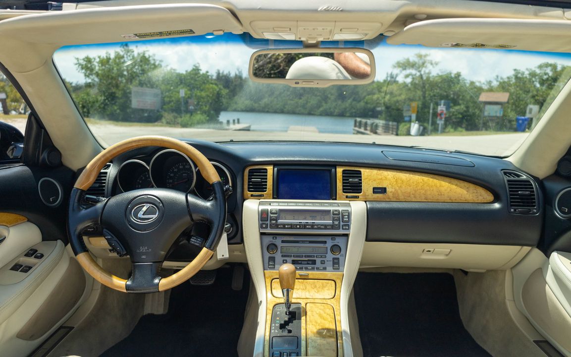 2003 Lexus SC 430