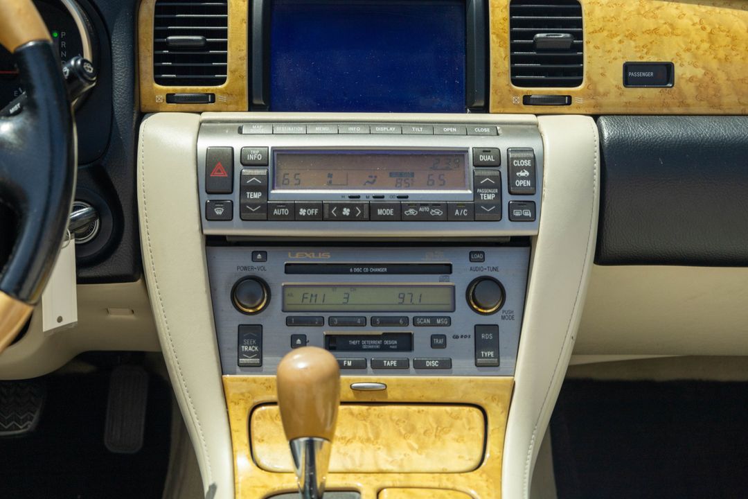 2003 Lexus SC 430