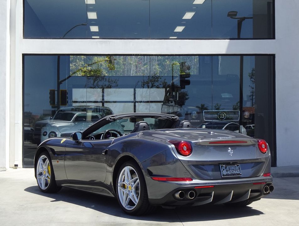 2015 Ferrari California T