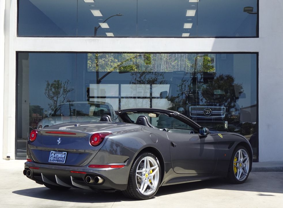 2015 Ferrari California T