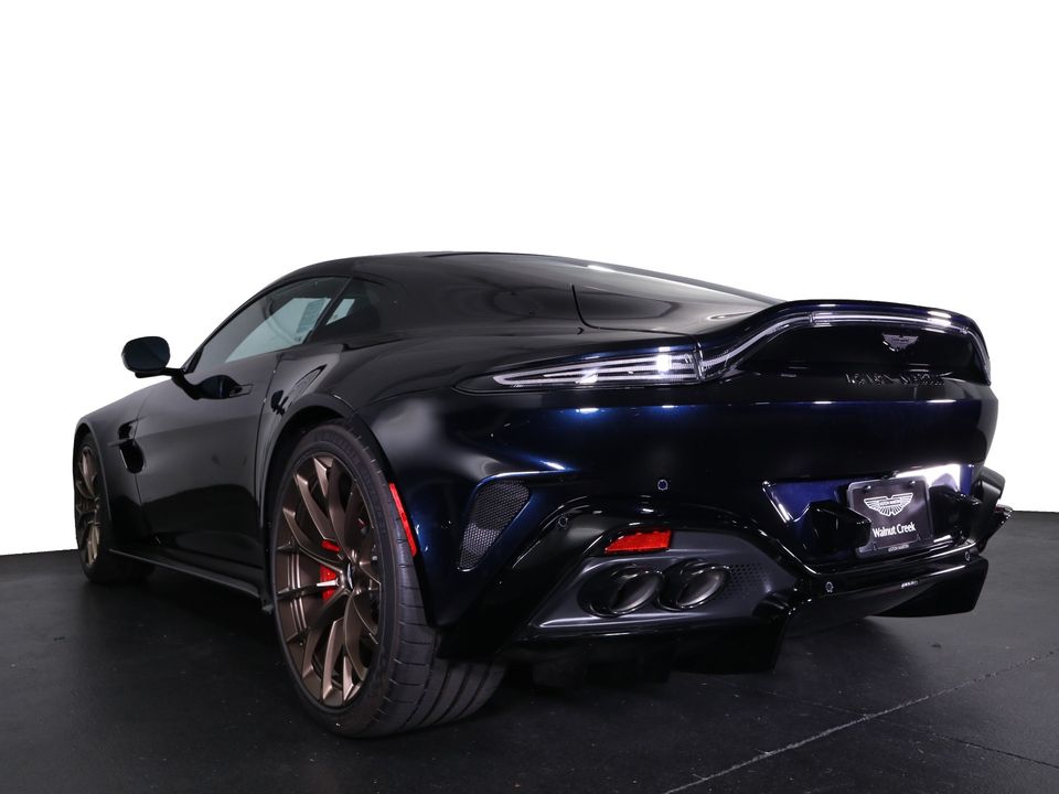 2025 Aston Martin Vantage