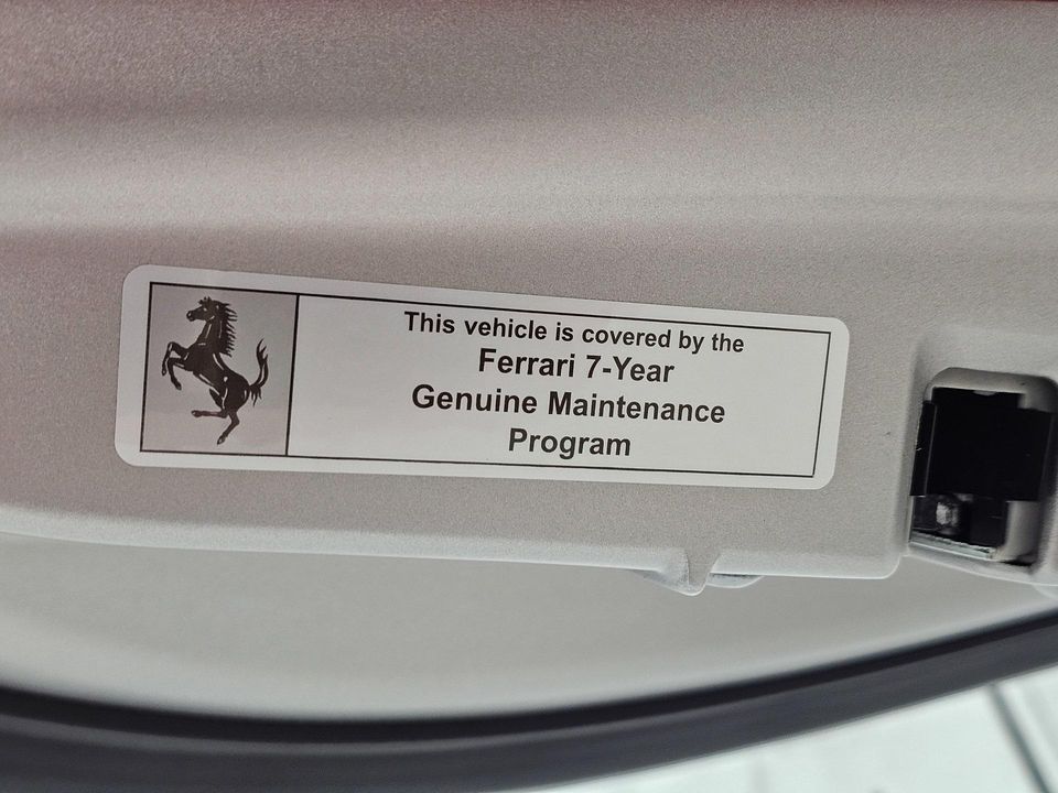 2022 Ferrari 812 GTS