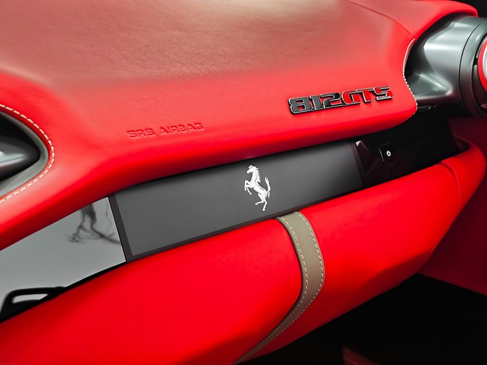 2022 Ferrari 812 GTS
