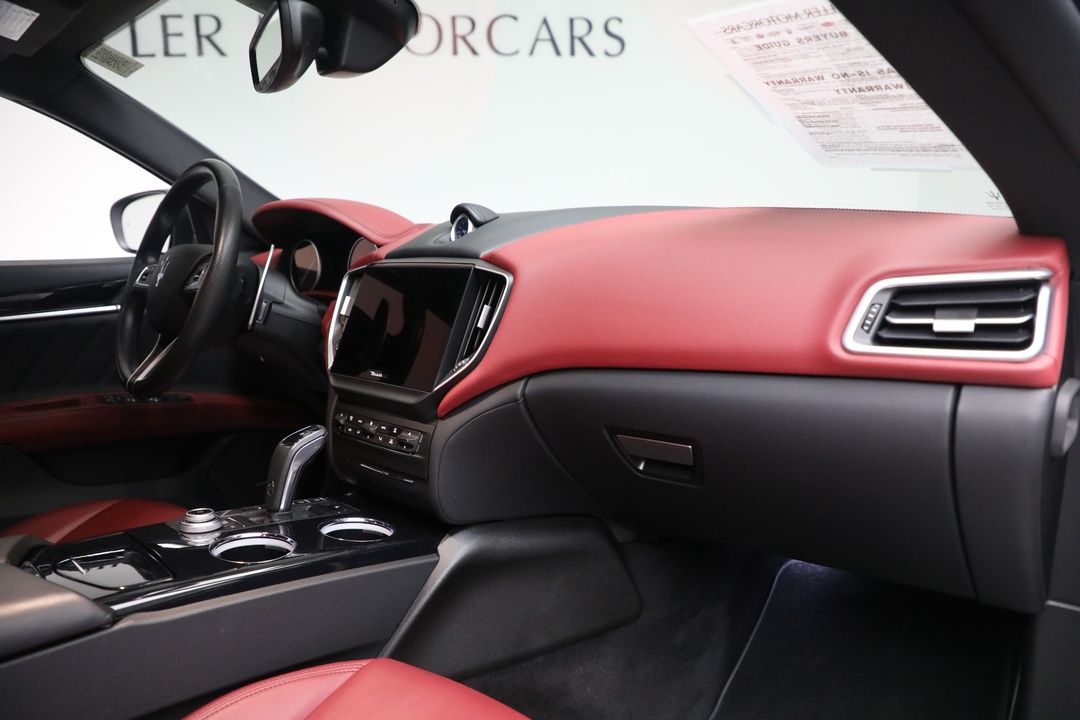 2022 Maserati Ghibli