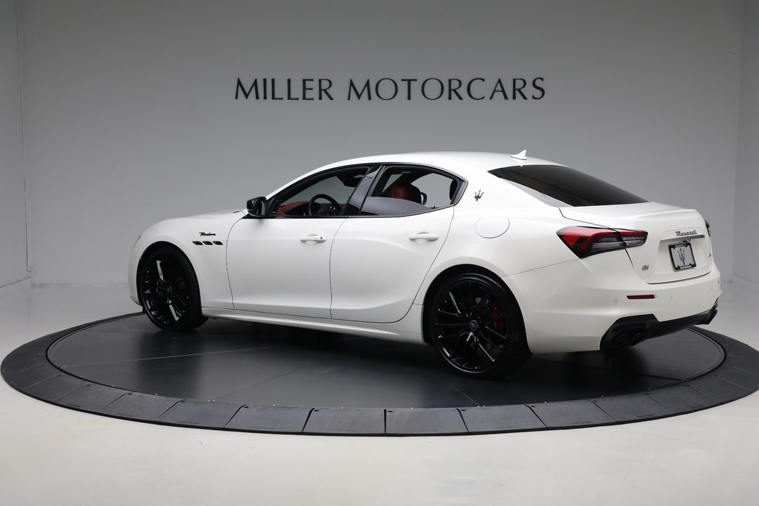 2022 Maserati Ghibli