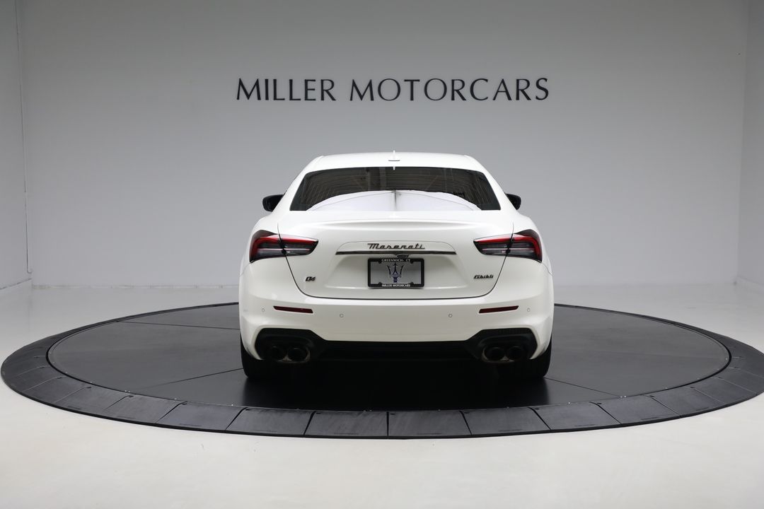 2022 Maserati Ghibli