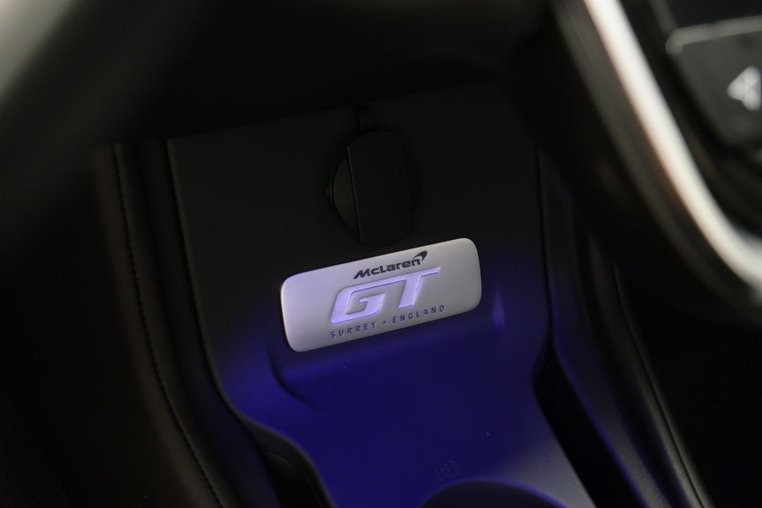2023 McLaren GT