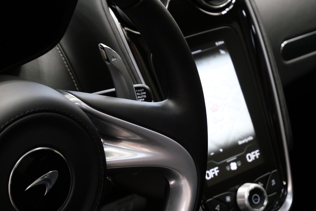 2023 McLaren GT