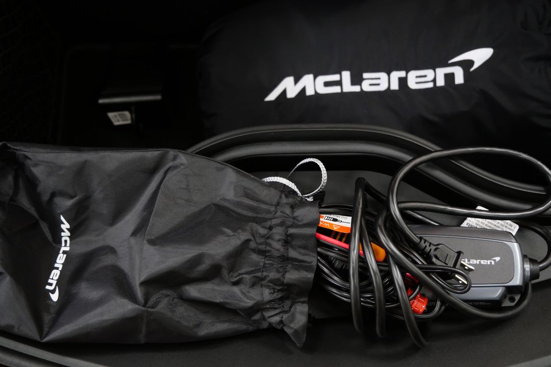 2023 McLaren GT