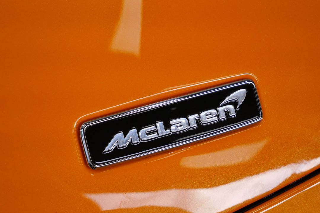 2023 McLaren GT