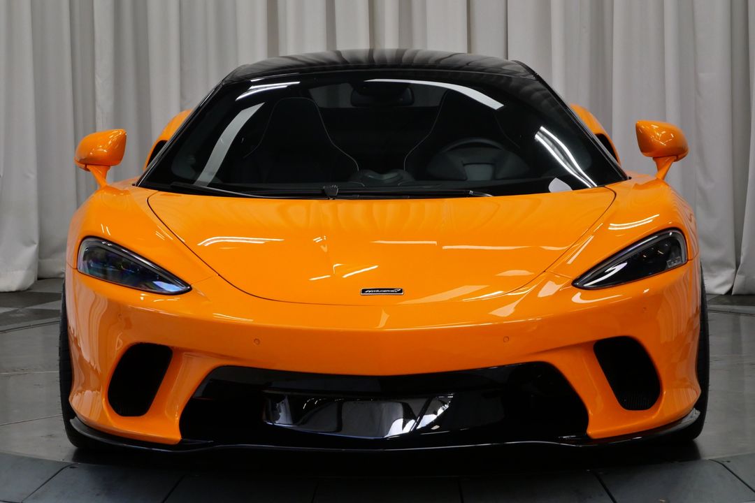 2023 McLaren GT