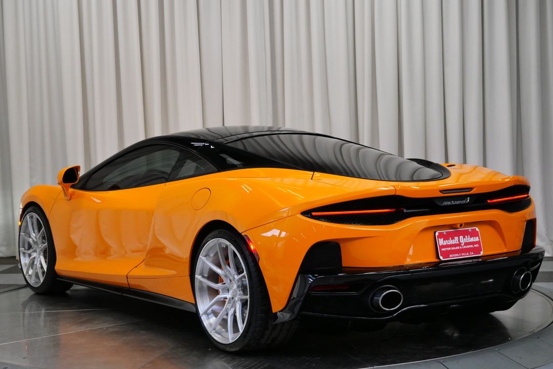 2023 McLaren GT
