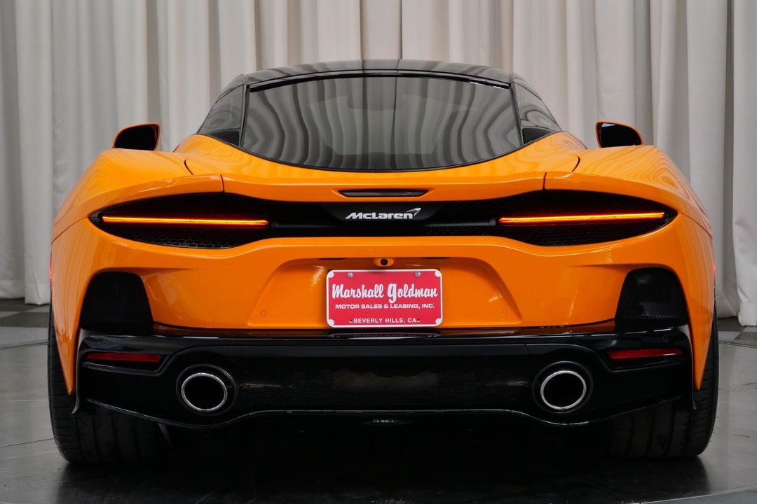 2023 McLaren GT