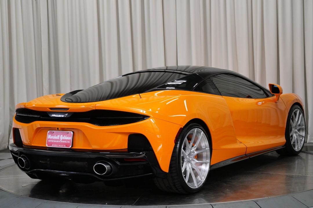 2023 McLaren GT