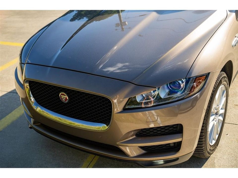 2017 Jaguar F-Pace